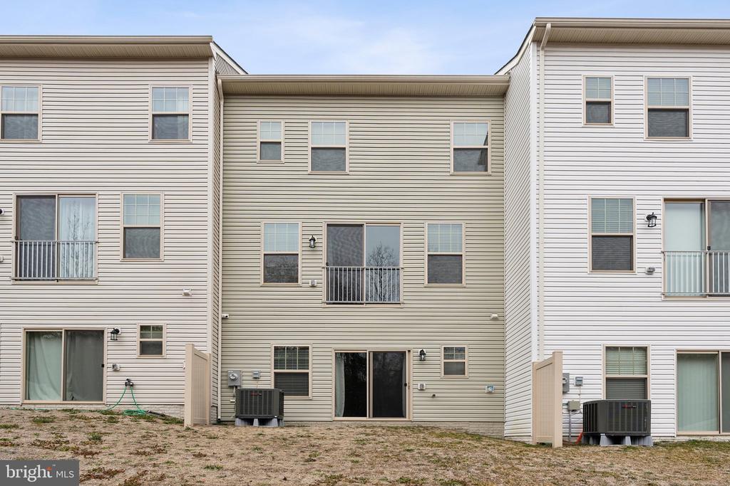 178 SHADED VALLEY COURT