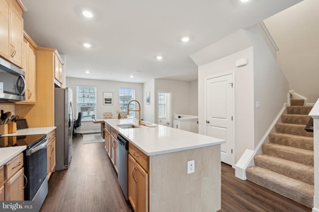 178 SHADED VALLEY COURT