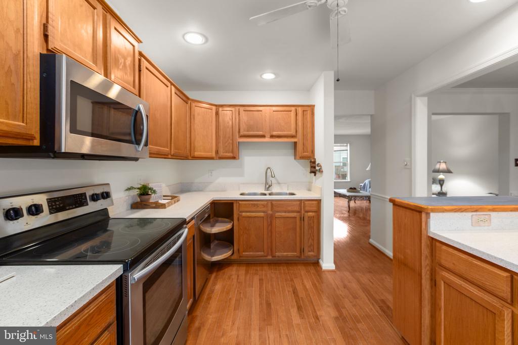 505 WESTMINSTER LANE 154