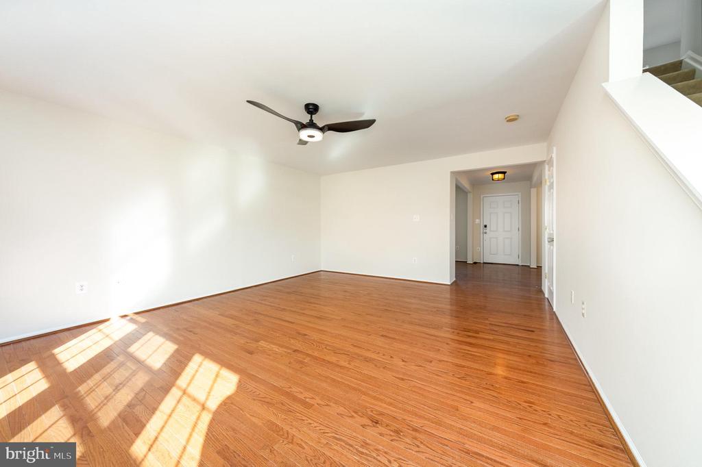 10 MINTWOOD DRIVE