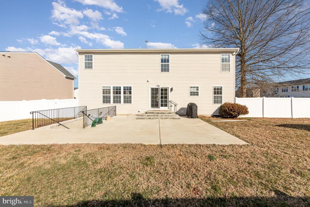10 MINTWOOD DRIVE