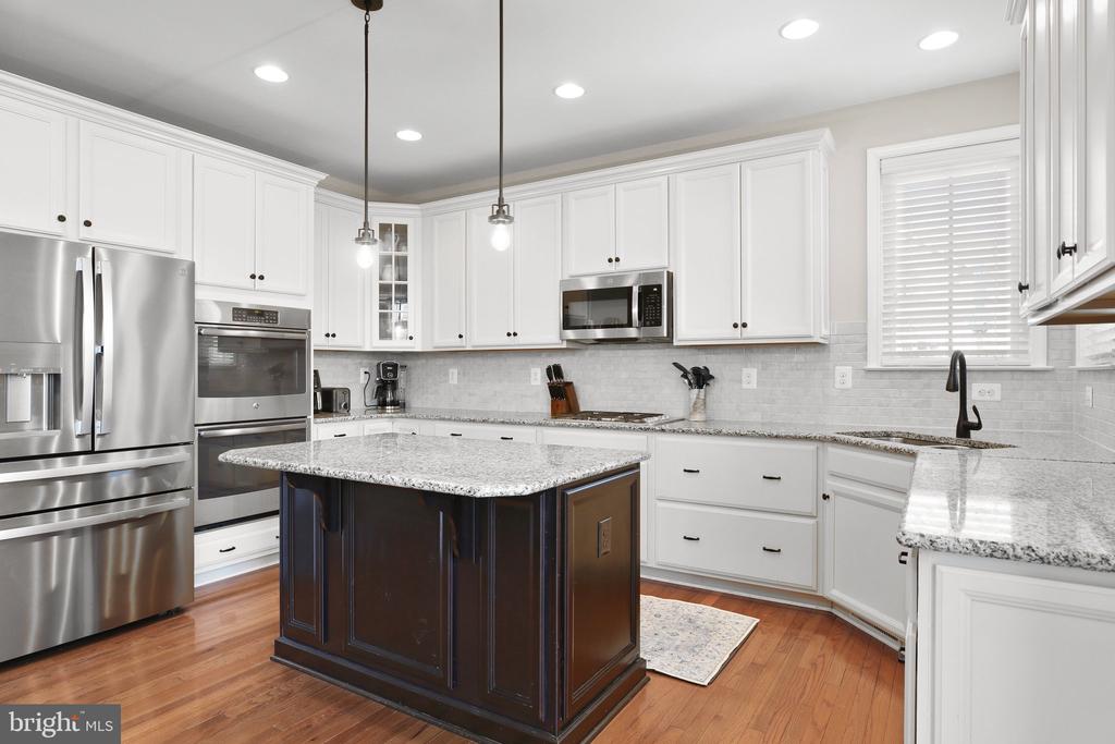 11 WOODLOT COURT