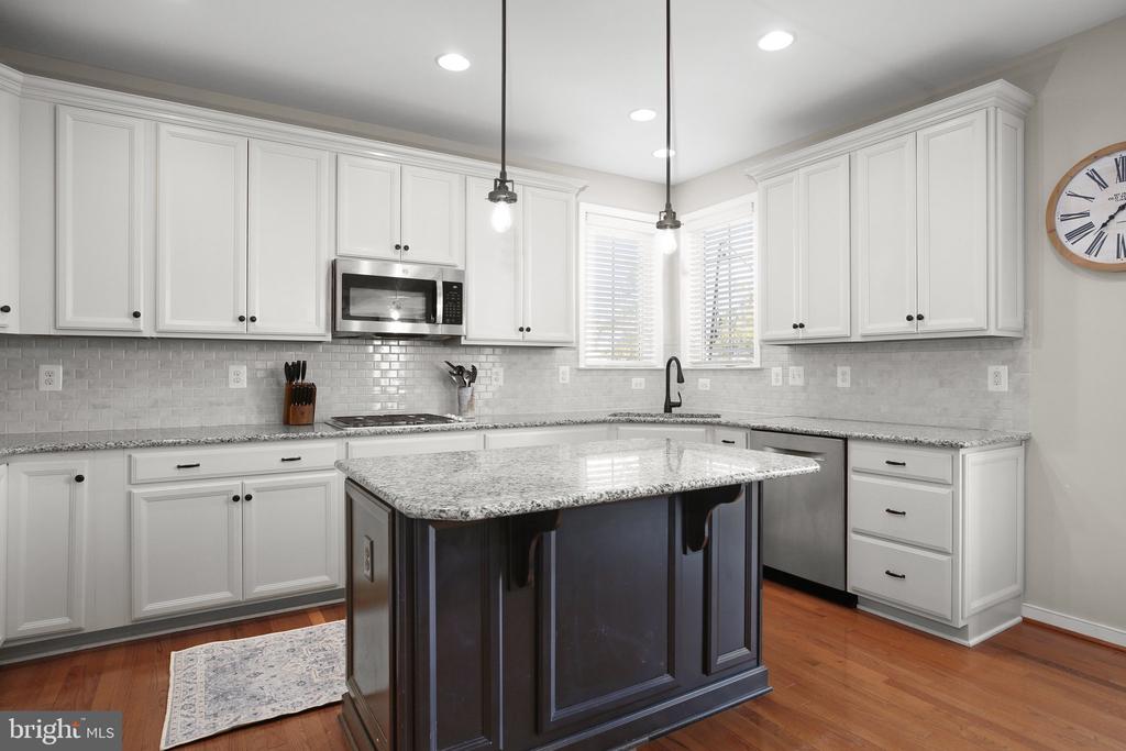 11 WOODLOT COURT
