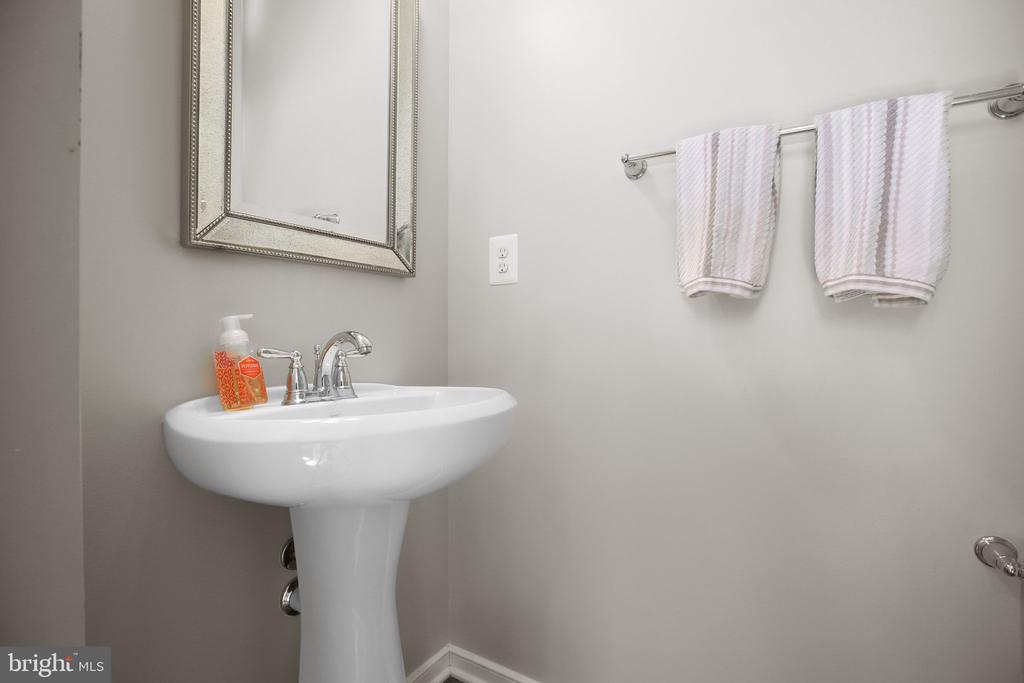 11 WOODLOT COURT