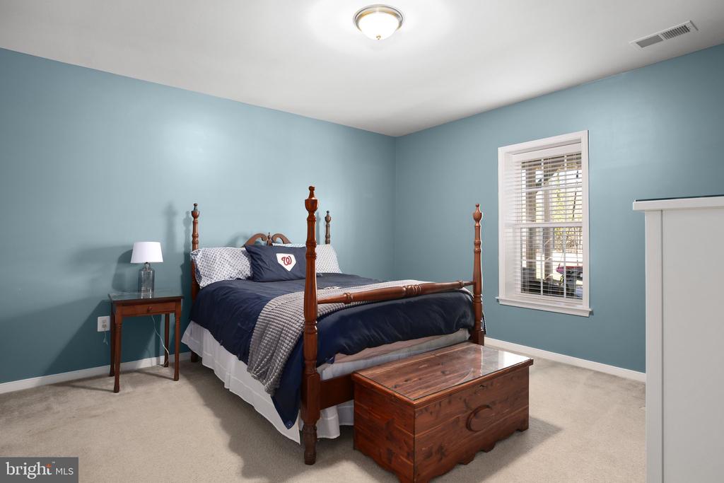 11 WOODLOT COURT