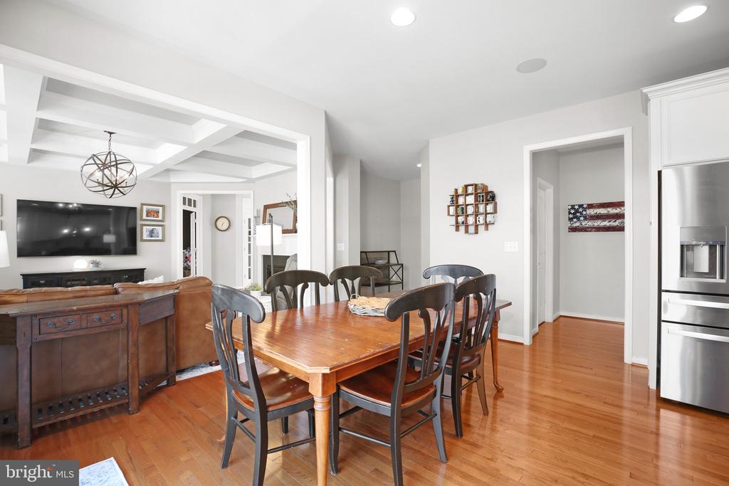 11 WOODLOT COURT