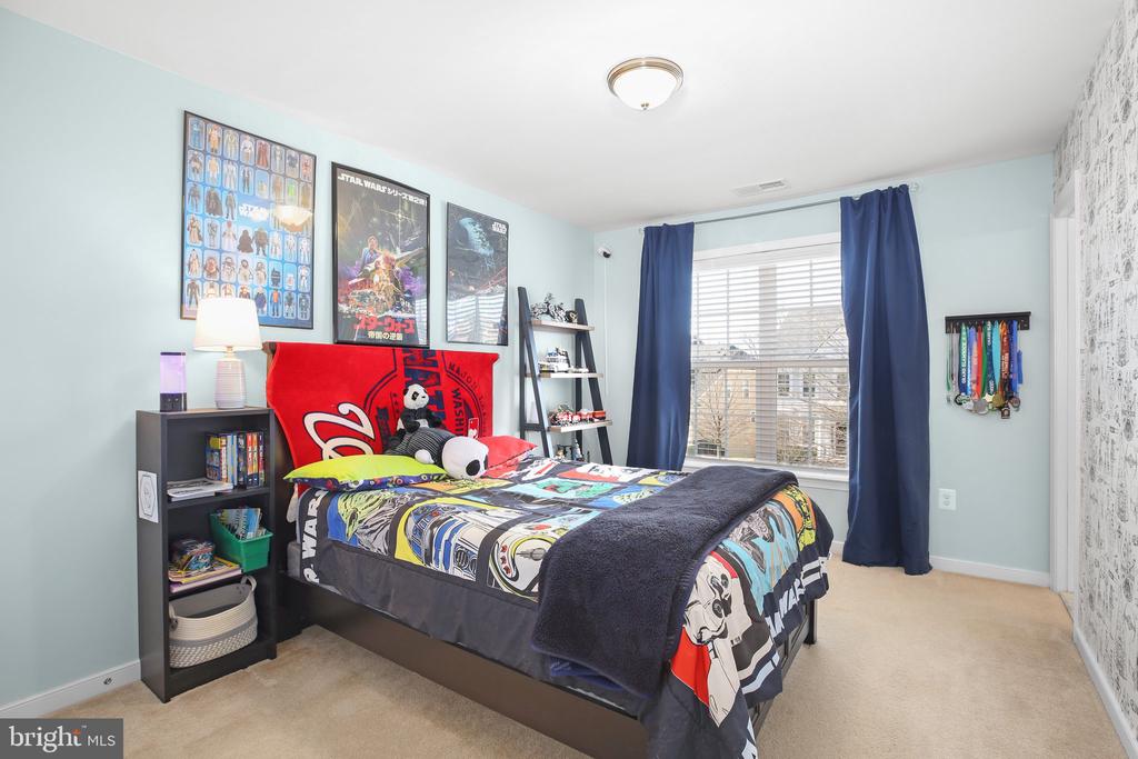 11 WOODLOT COURT