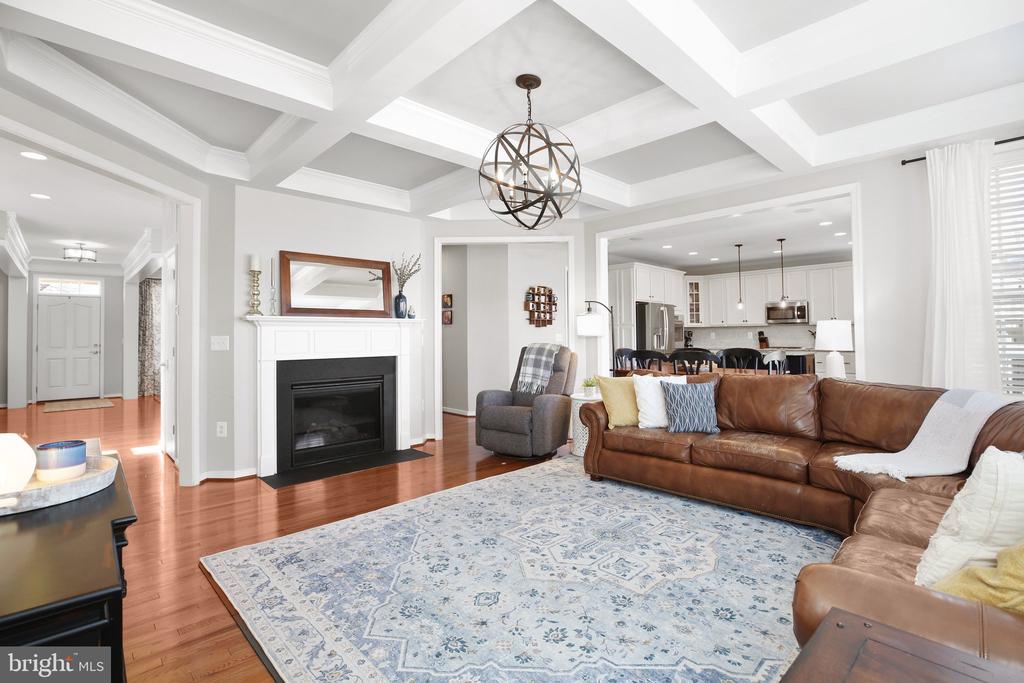11 WOODLOT COURT