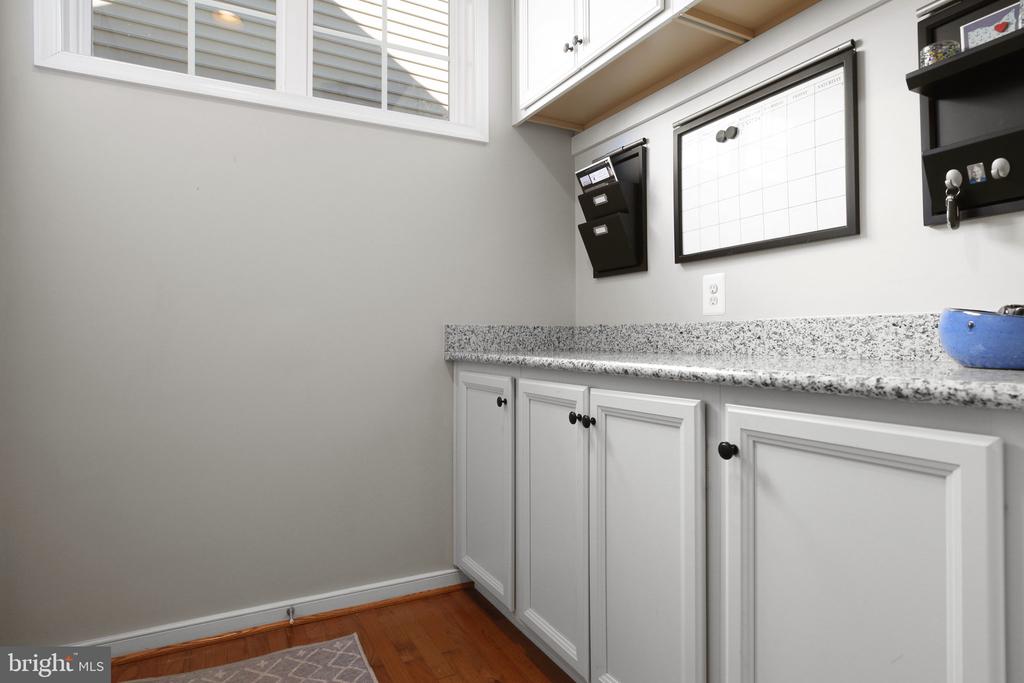 11 WOODLOT COURT