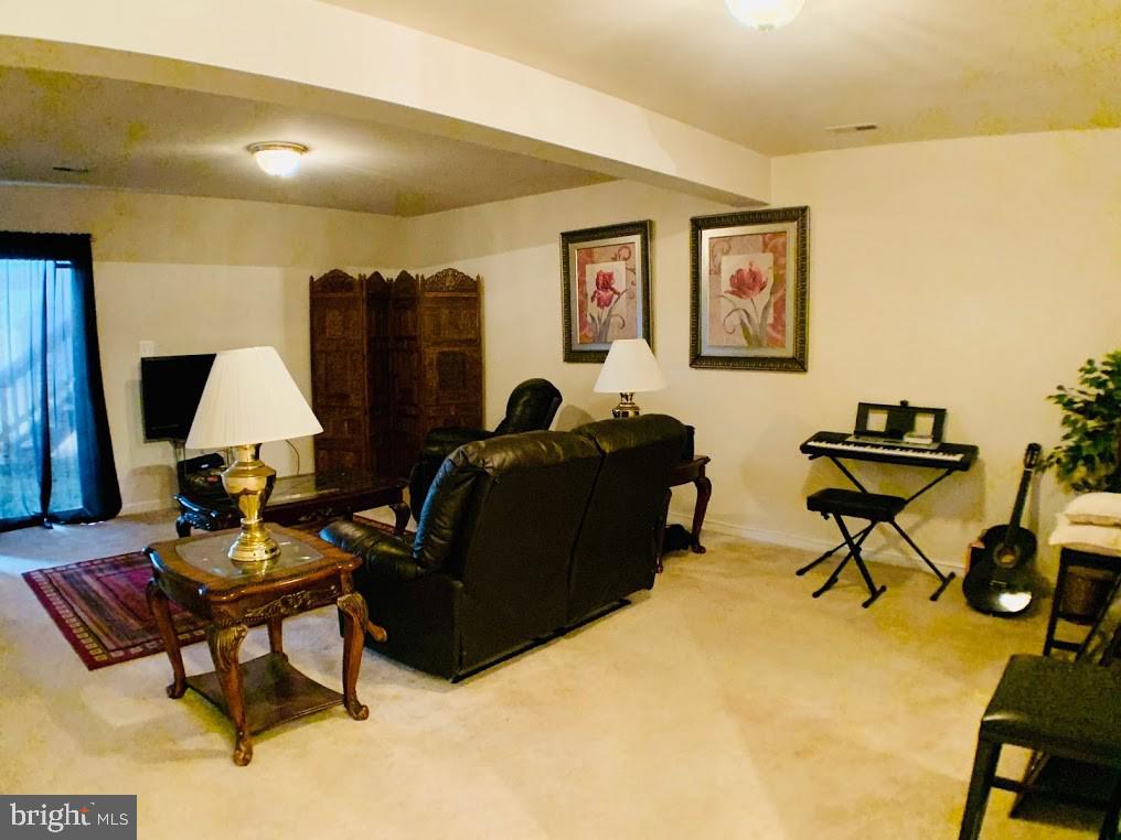 31 TOWNES PLACE