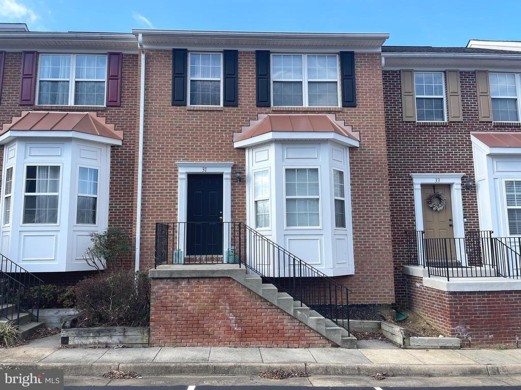 31 TOWNES PLACE
