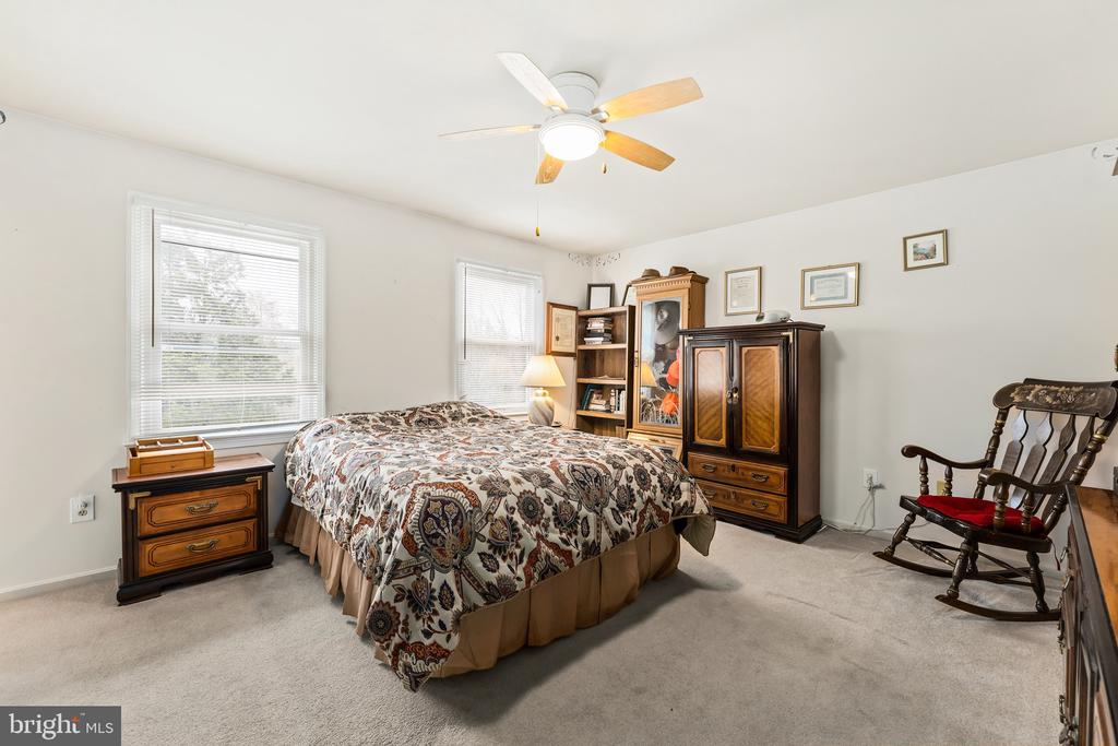 206 STERN COVE