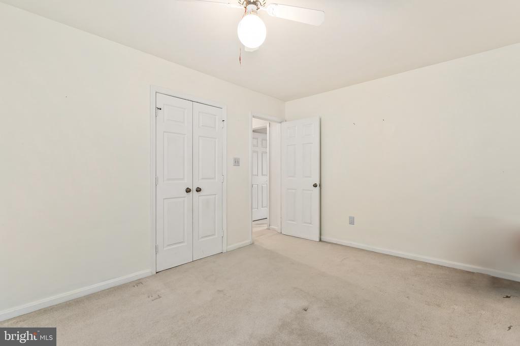 206 STERN COVE