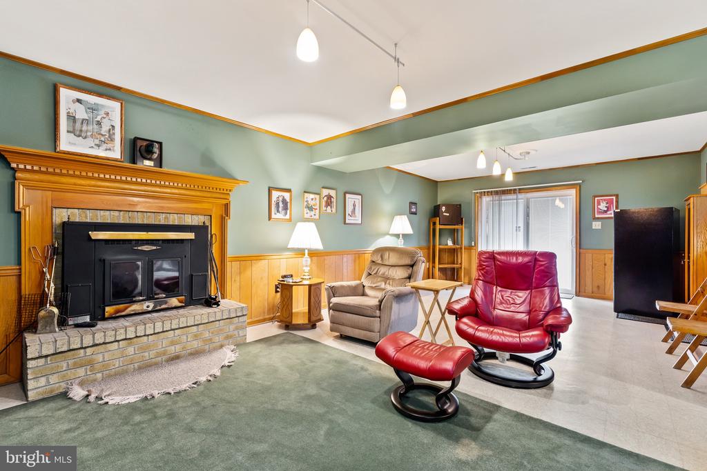 206 STERN COVE