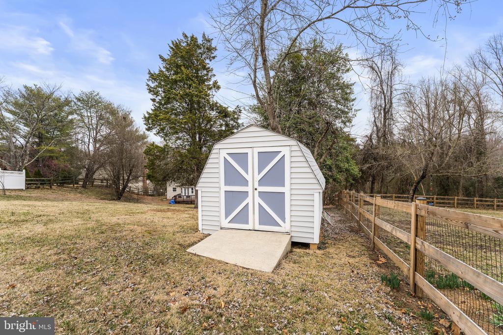 206 STERN COVE