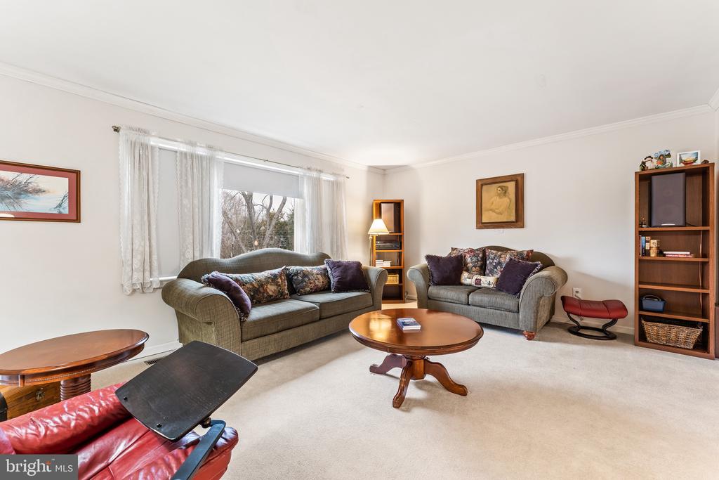 206 STERN COVE