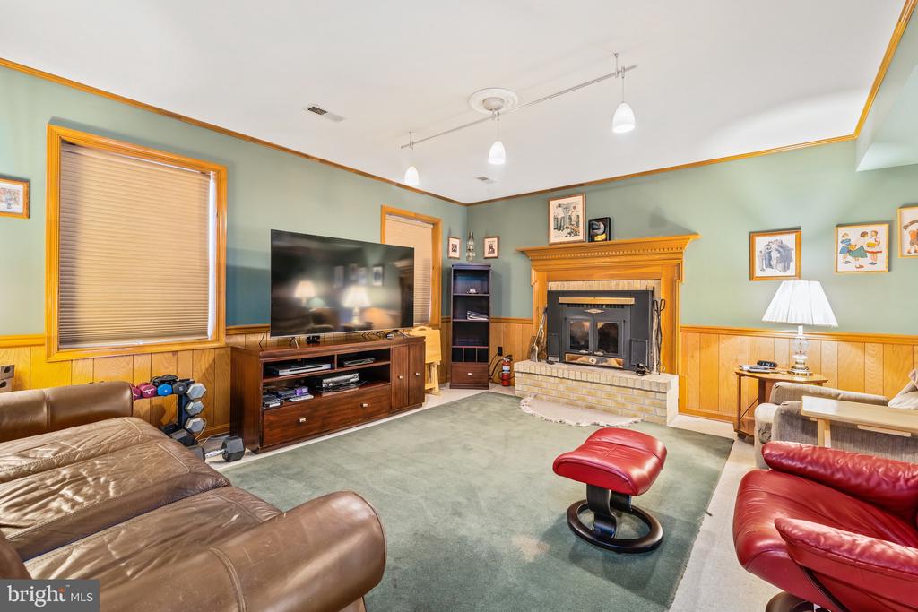 206 STERN COVE