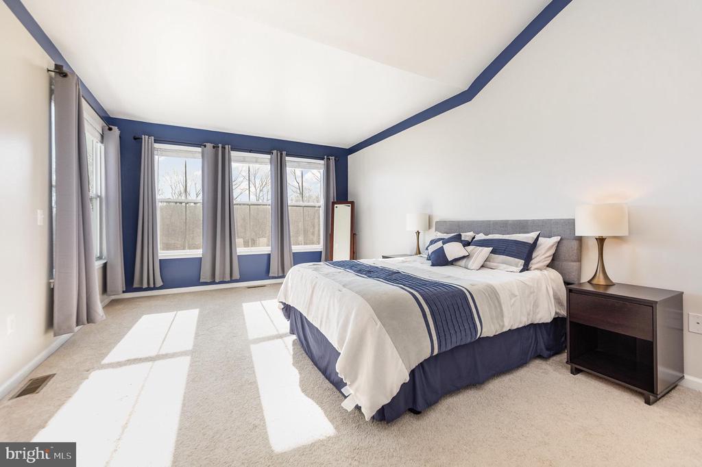 41 SHEPHERDS HOOK WAY