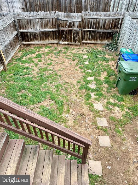 604 KENSINGTON DRIVE