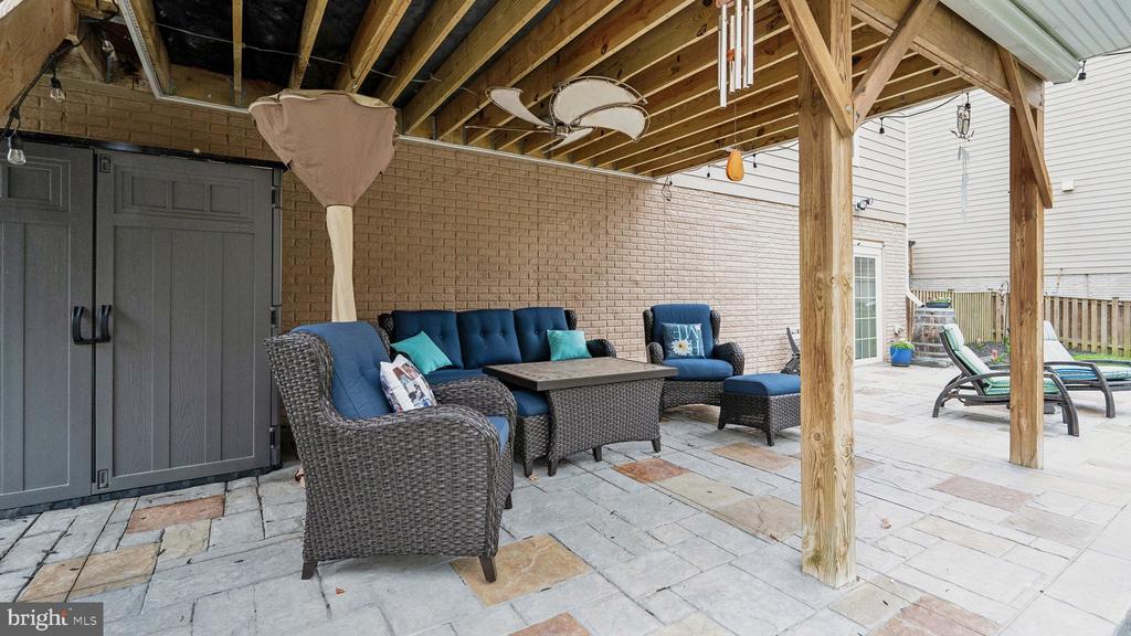 22 DARDEN COURT