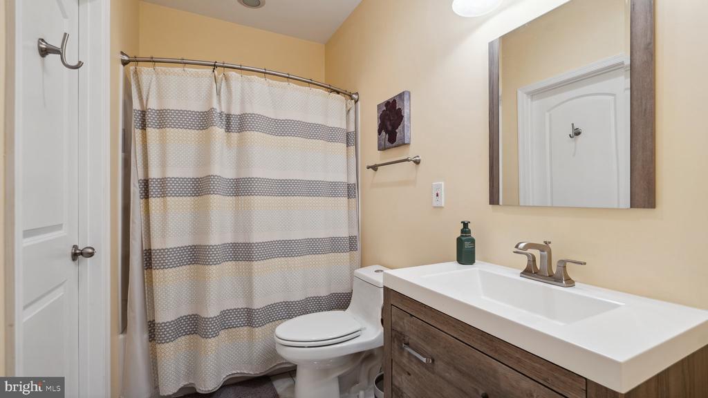 22 DARDEN COURT