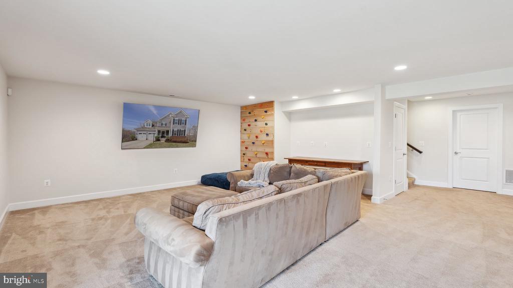 425 PEAR BLOSSOM ROAD