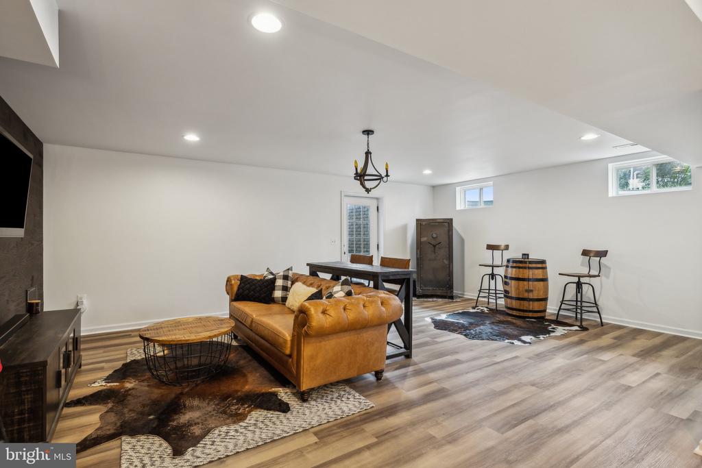 312 BOXELDER DRIVE