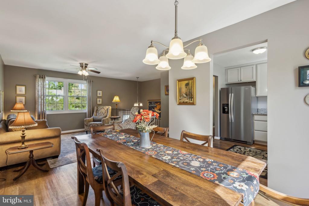 86 VISTA WOODS ROAD