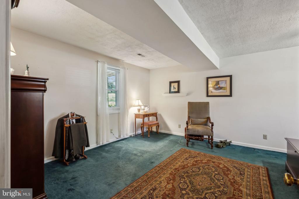 86 VISTA WOODS ROAD