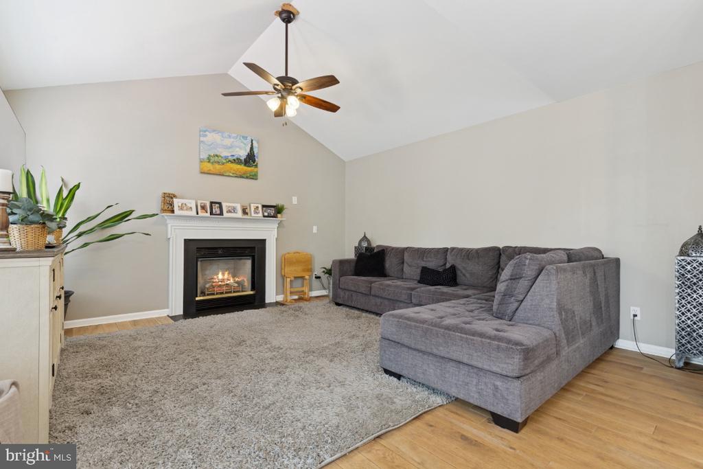 6 BRANTFORD DRIVE