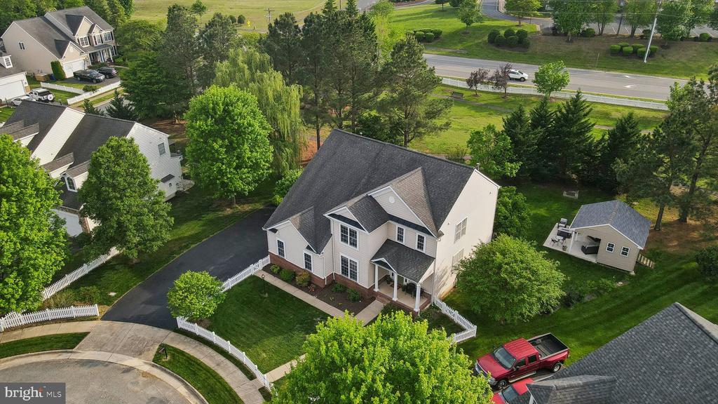 6 CRAWFORD LANE