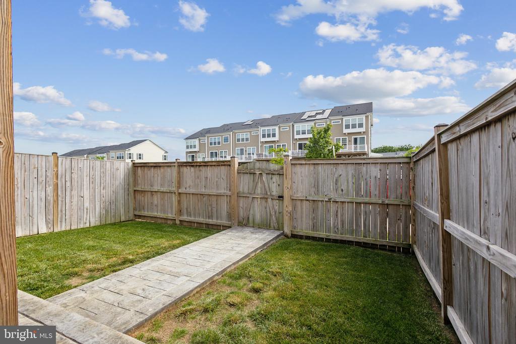 418 BOXELDER DRIVE 106