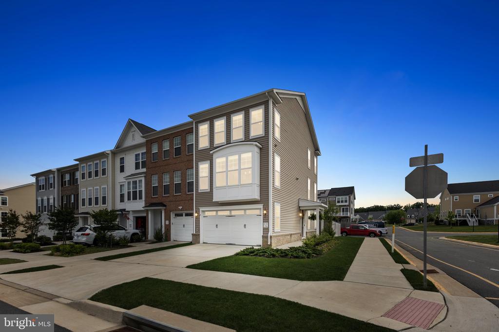 418 BOXELDER DRIVE 106