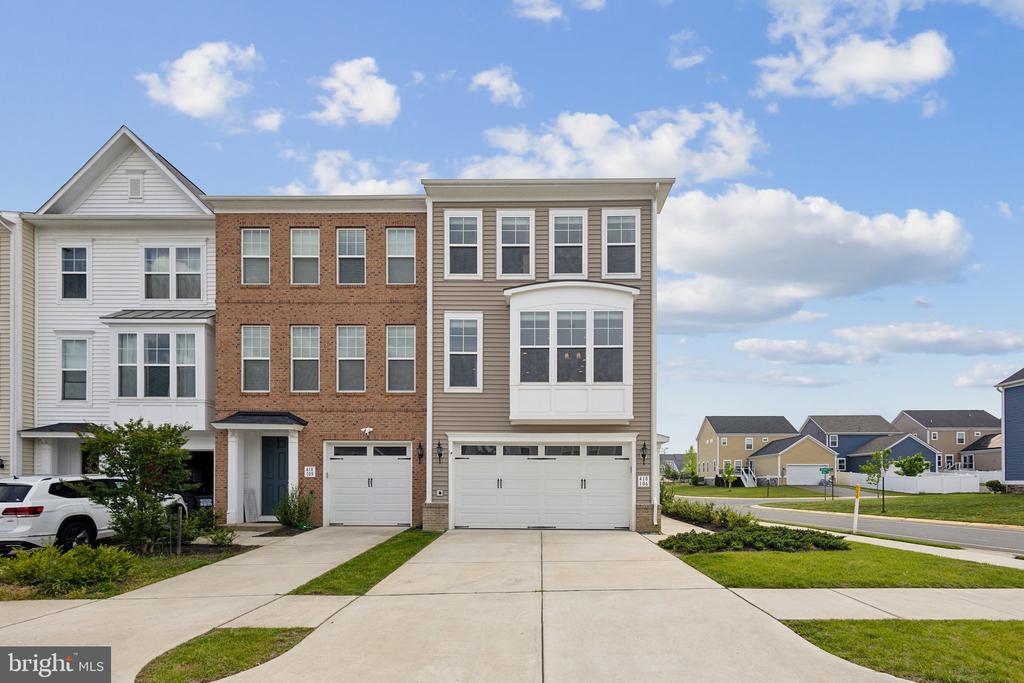 418 BOXELDER DRIVE 106