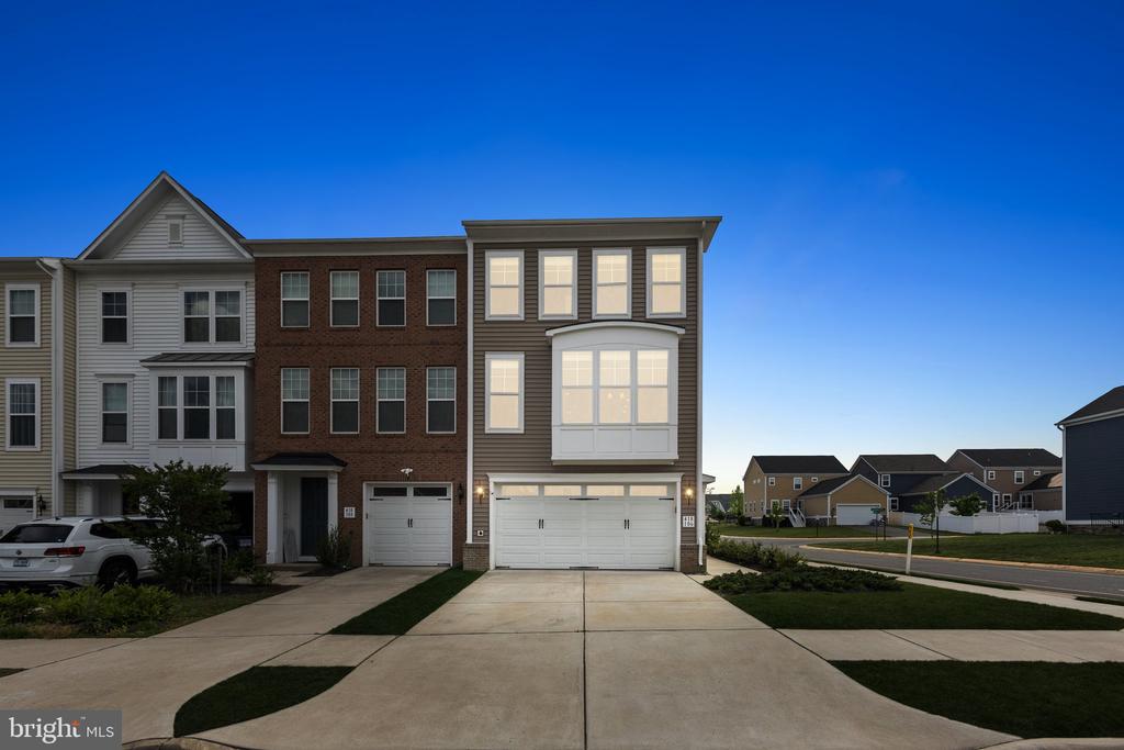 418 BOXELDER DRIVE 106