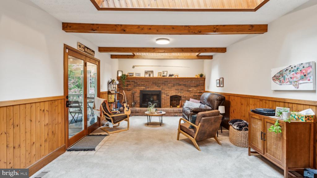 3 WOODFLOWER COURT