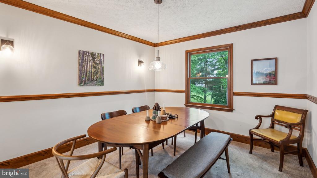 3 WOODFLOWER COURT