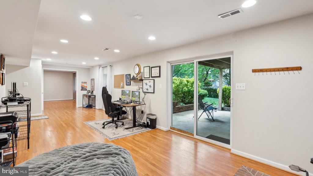 3 WOODFLOWER COURT