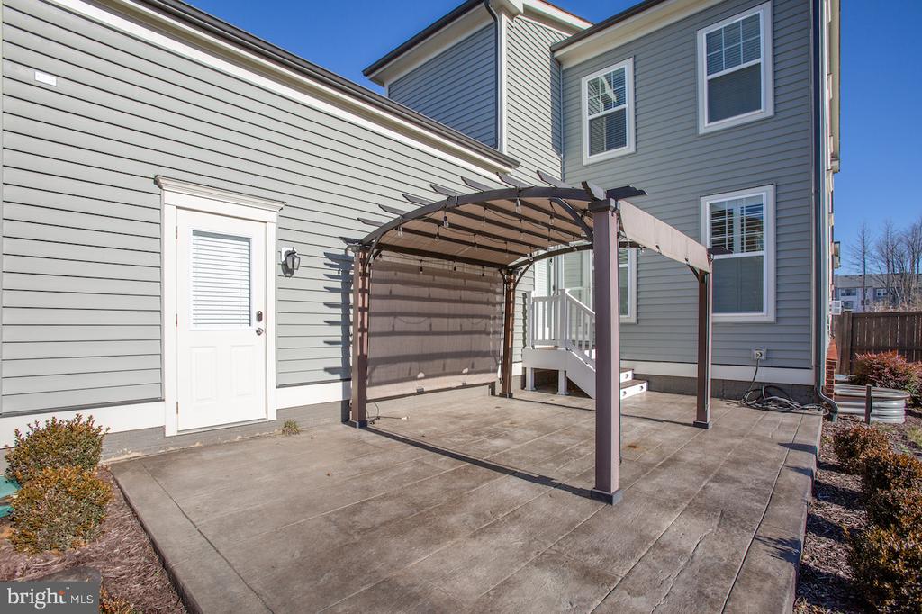 366 EMBREY MILL ROAD