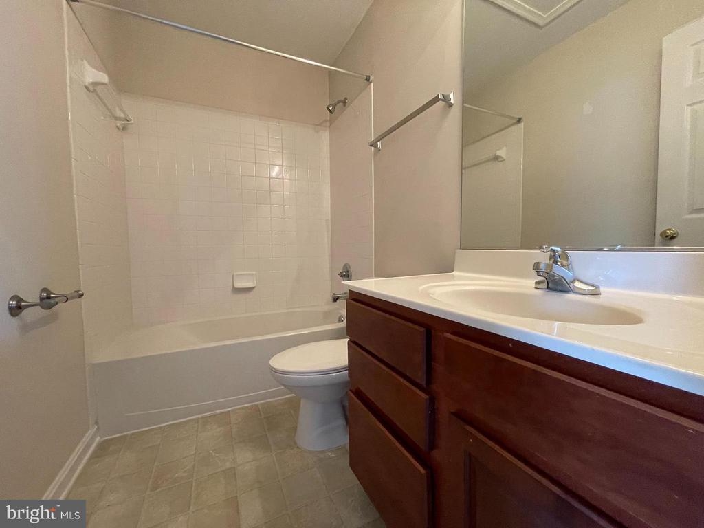 107 HEMLOCK DRIVE