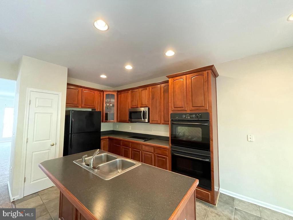 107 HEMLOCK DRIVE