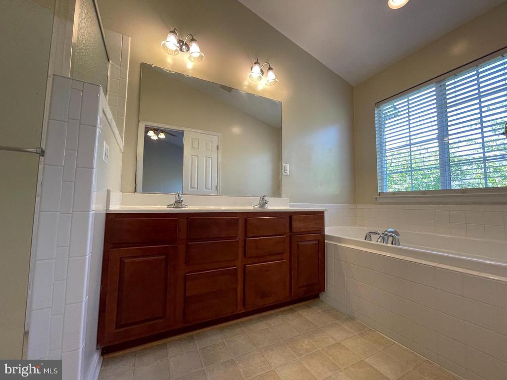 107 HEMLOCK DRIVE
