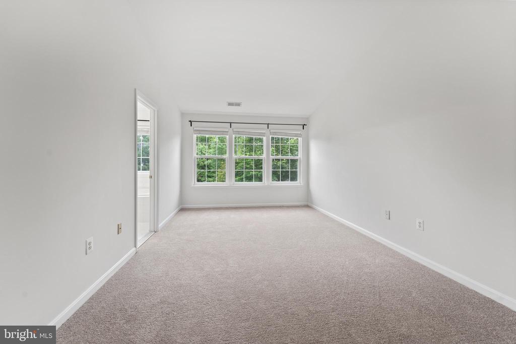 116 KEATING CIRCLE