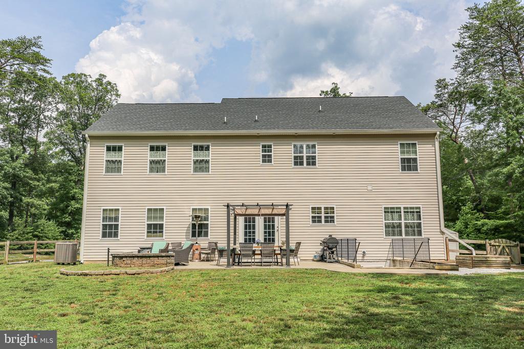 550 LONG MEADOW DRIVE
