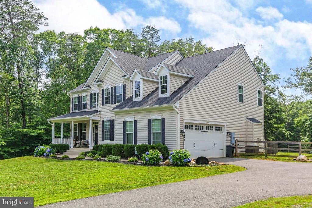 550 LONG MEADOW DRIVE