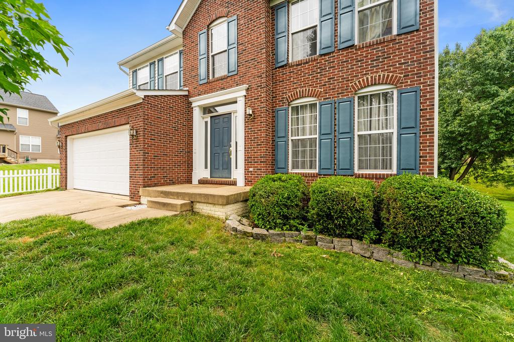 20 NEWBURY DRIVE