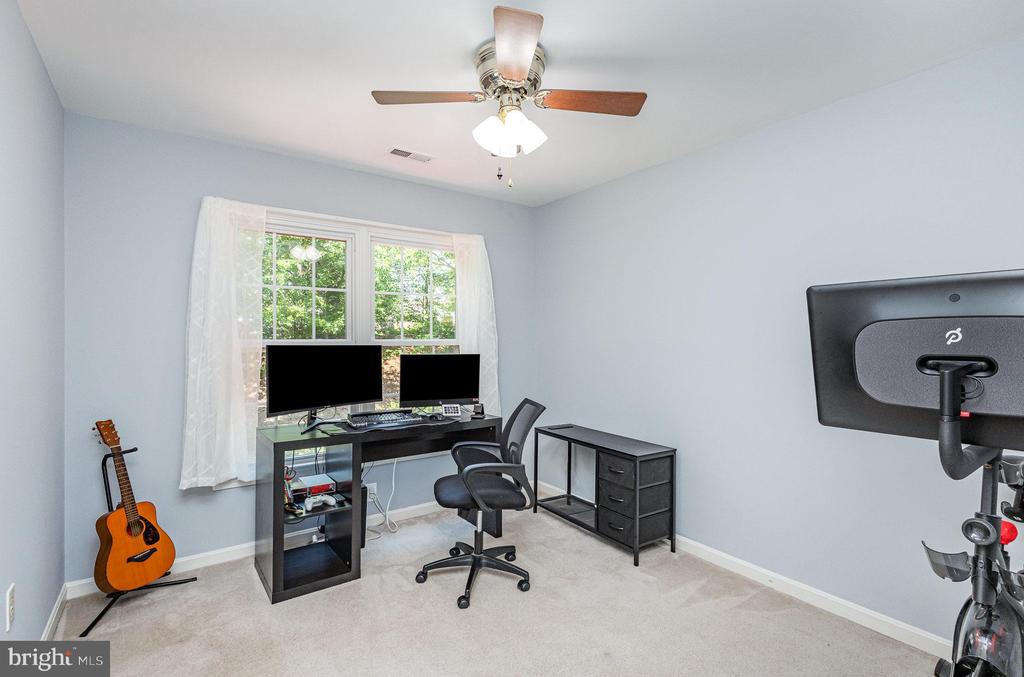 267 GREENSPRING DR