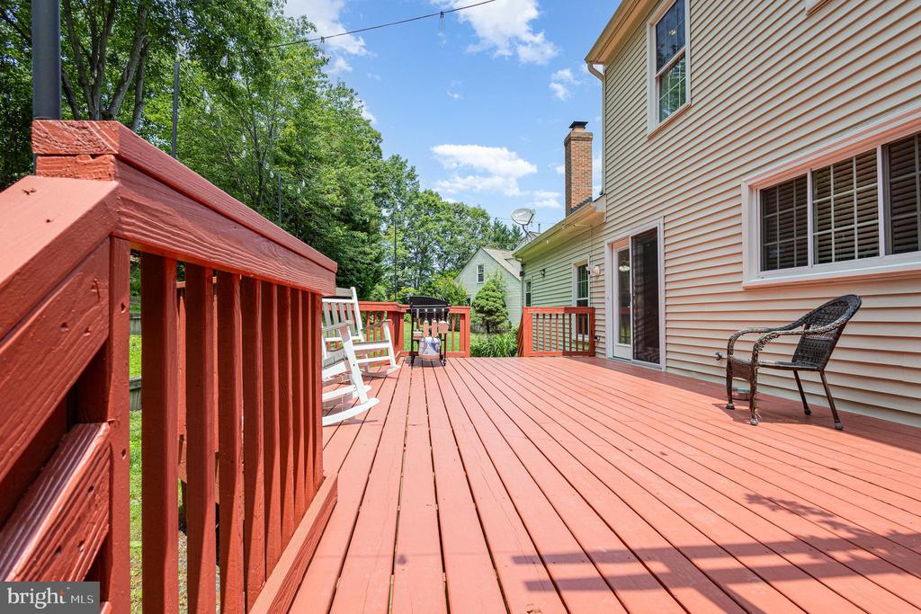 267 GREENSPRING DR