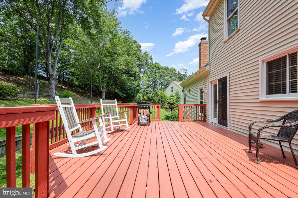 267 GREENSPRING DR