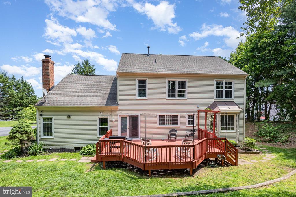267 GREENSPRING DR